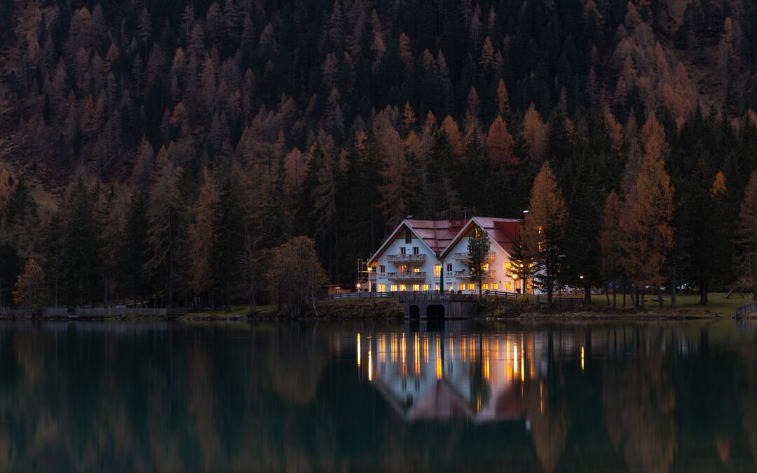 Four Signs You’re Overdue For A Slow Weekend By The Lake